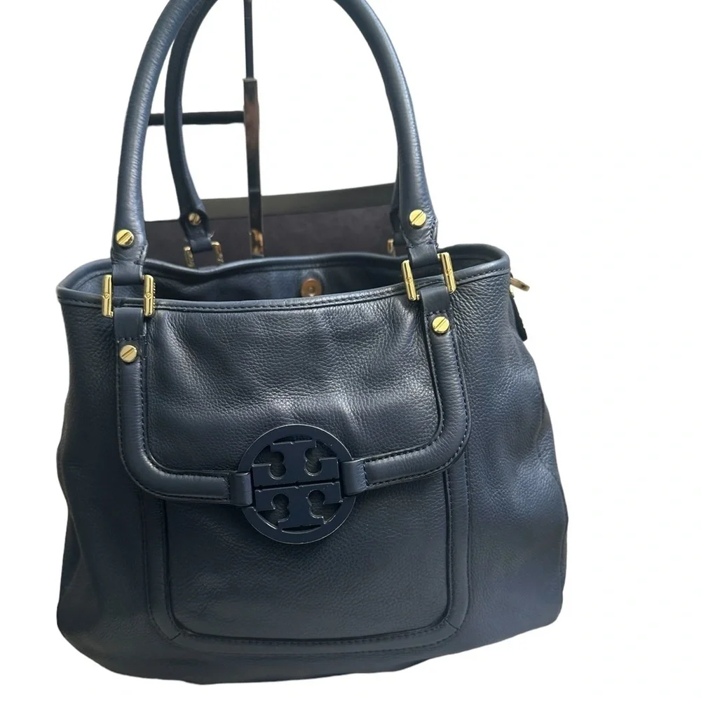Tory Burch Blue Leather Amanda Handbag/Shoulder Bag.$495